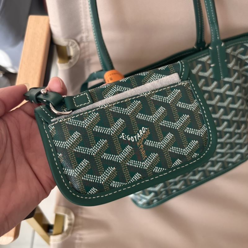 Goyard Shopping Bags